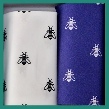 Kapesníky pánské 2ks, včela - 100% bavlněné kapesníky s tématickým popisem.